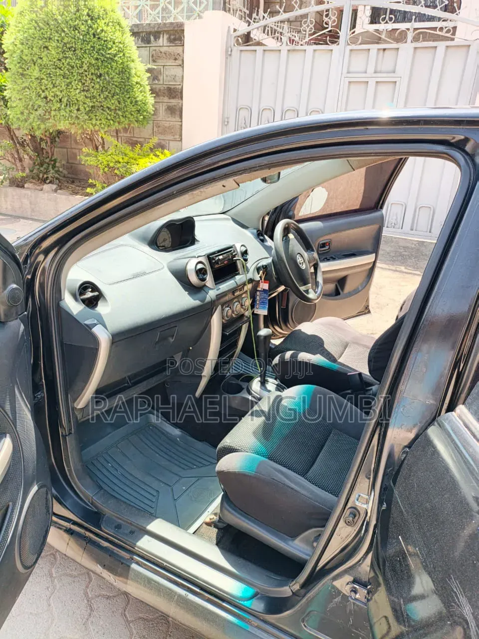 Toyota IST 2006 Black