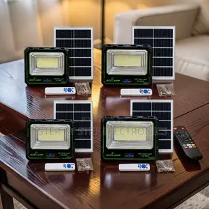 Factory Direct Prices 100W,200W,300W,1000W LED Solar Floodlights