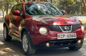 Nissan Juke 2011 Red