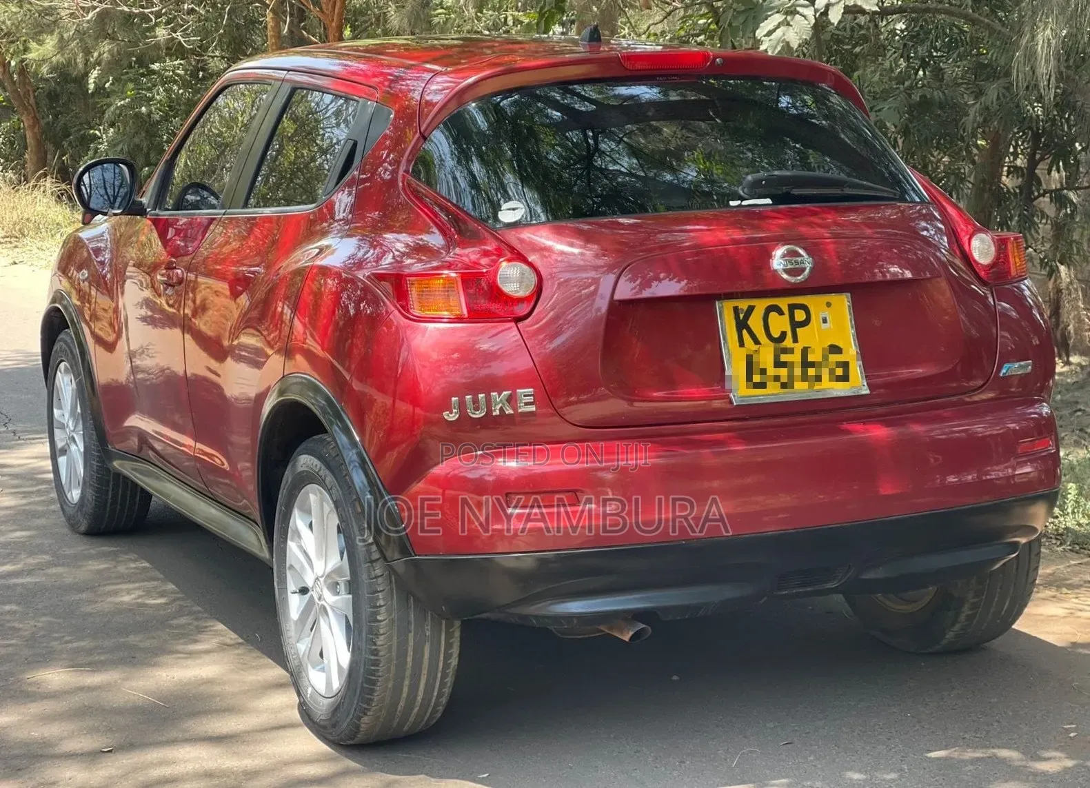 Nissan Juke 2011 Red