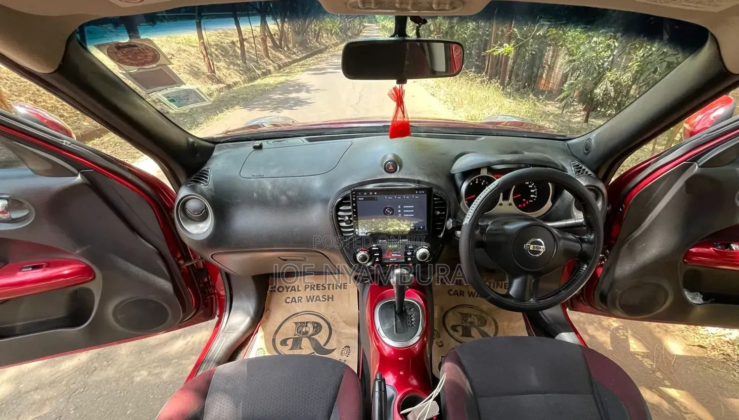 Nissan Juke 2011 Red