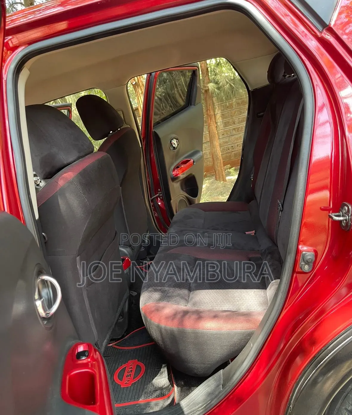 Nissan Juke 2011 Red
