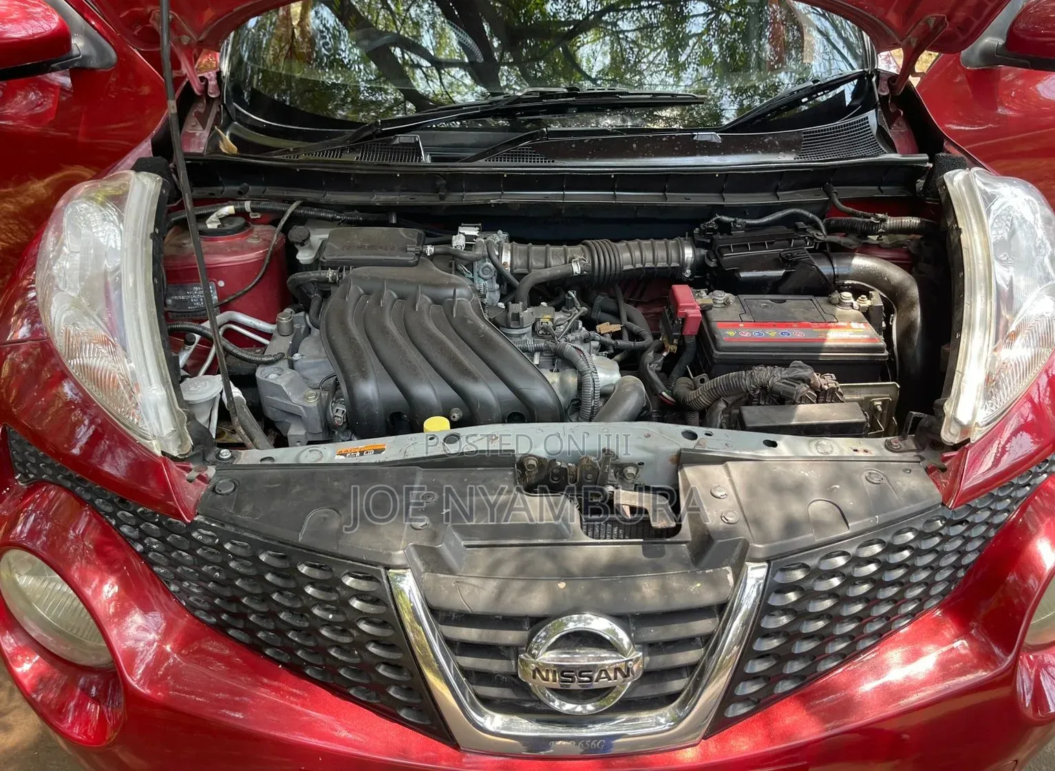 Nissan Juke 2011 Red