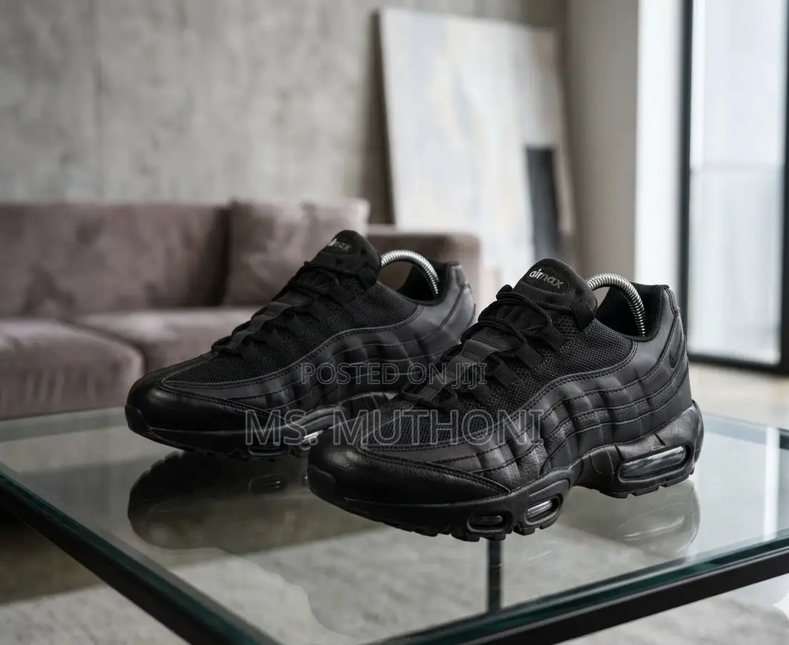All-Black Nike Air Max 95 Sneakers Size 40-45