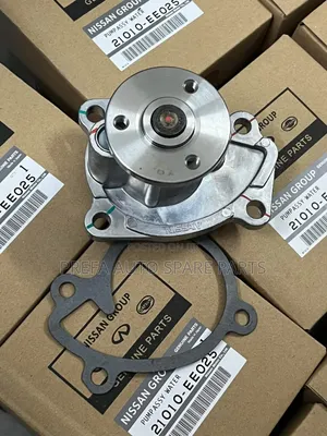 Water Pump Nissan H12 Hr15