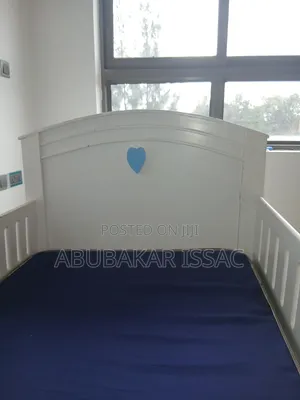White Children’s Bed + Mattress – Strong Clean