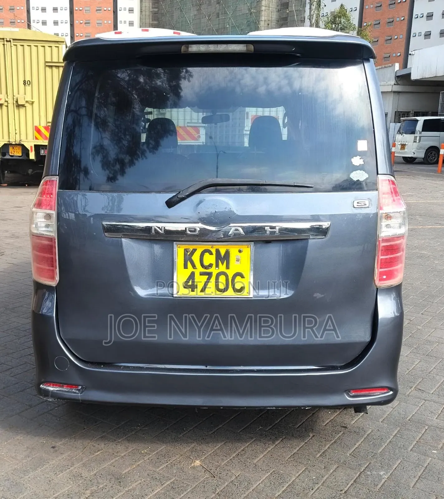 Toyota Noah 2010 Black