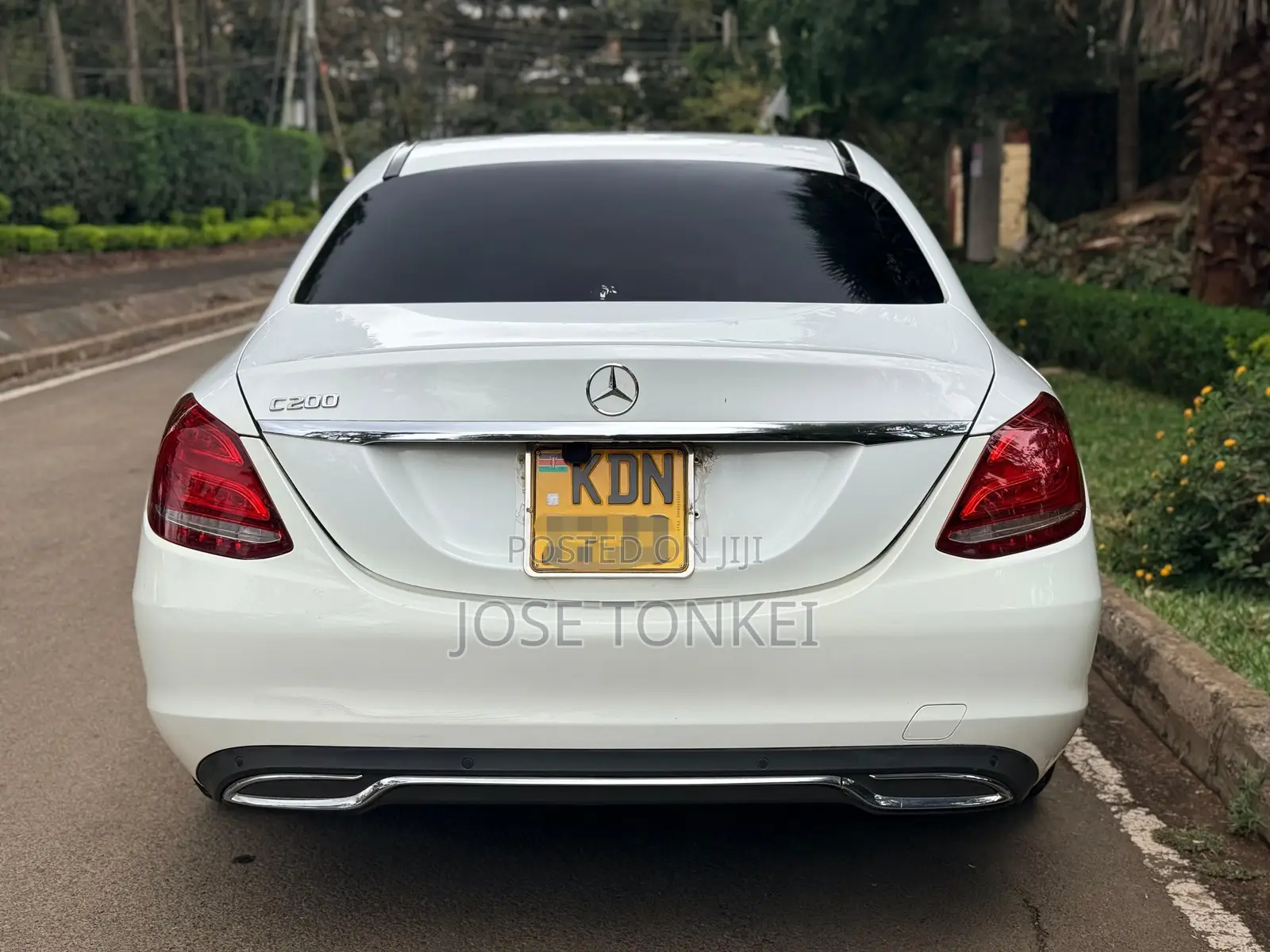 Mercedes-Benz C200 2014 White