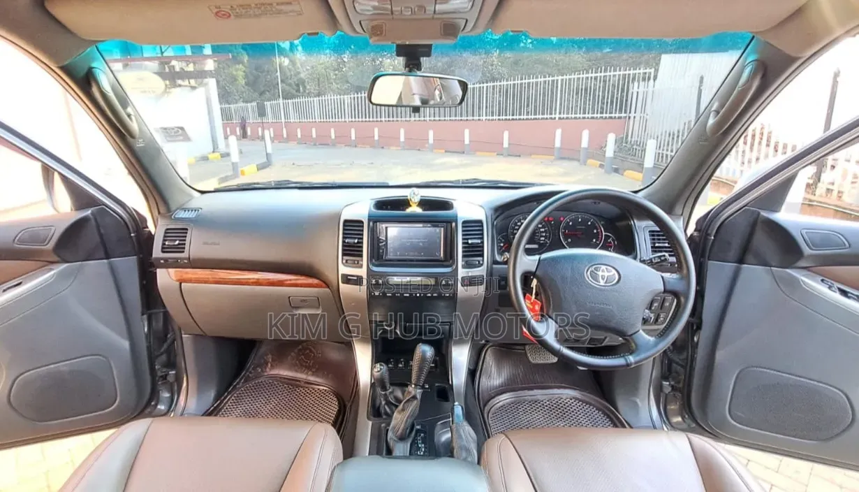 Toyota Land Cruiser Prado 3.0 D-4D 5dr 2008 Gray
