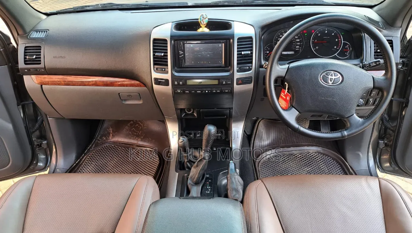 Toyota Land Cruiser Prado 3.0 D-4D 5dr 2008 Gray