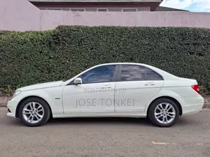 Mercedes-Benz C200 2012 White