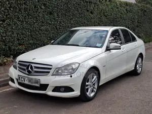 Mercedes-Benz C200 2012 White