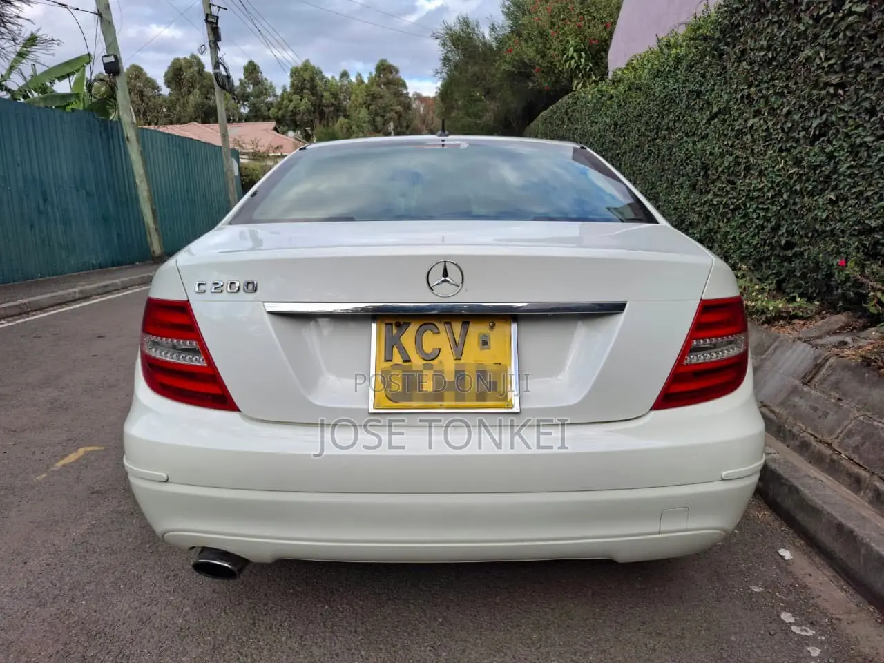 Mercedes-Benz C200 2012 White