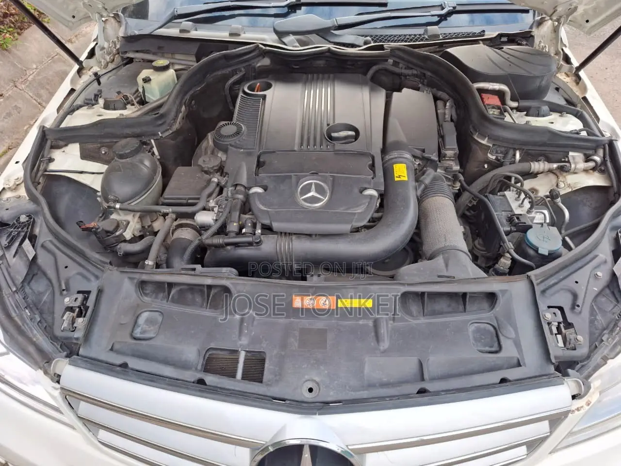 Mercedes-Benz C200 2012 White