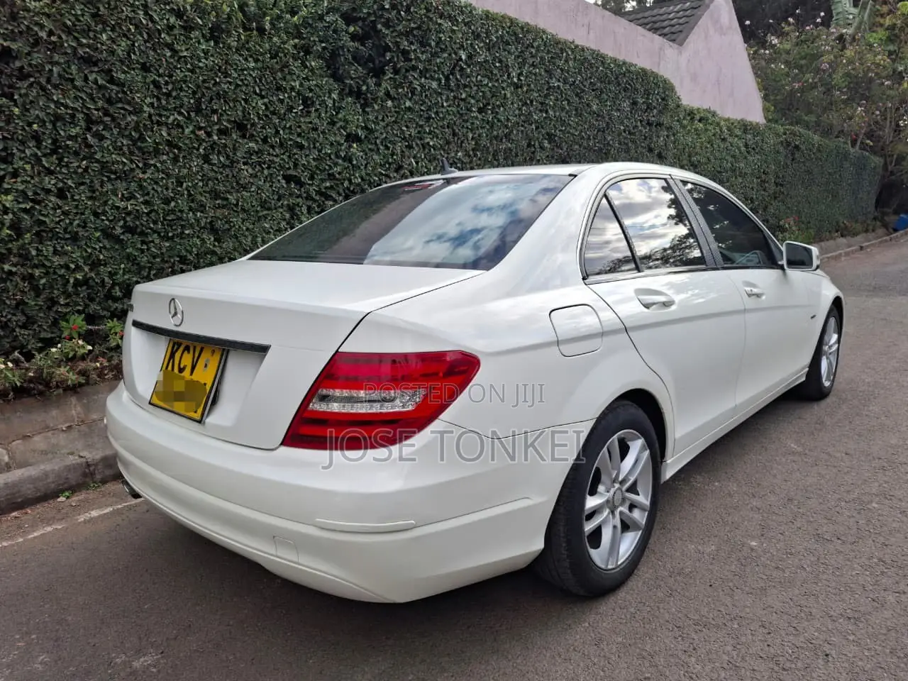Mercedes-Benz C200 2012 White