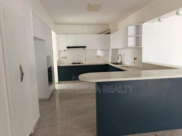 5bdrm Apartment in Valley Arcade for rent - main view