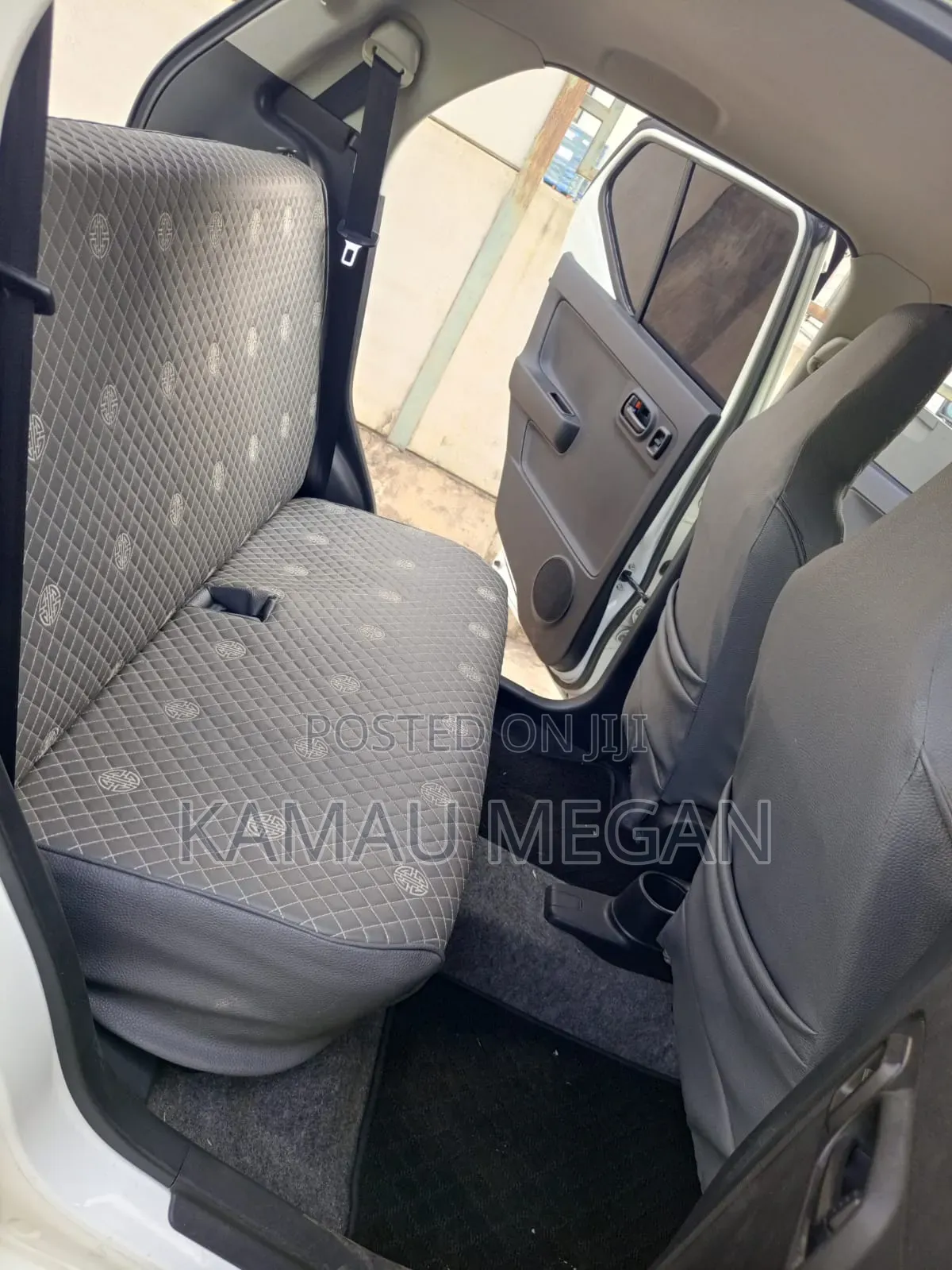 Suzuki Alto 2018 White