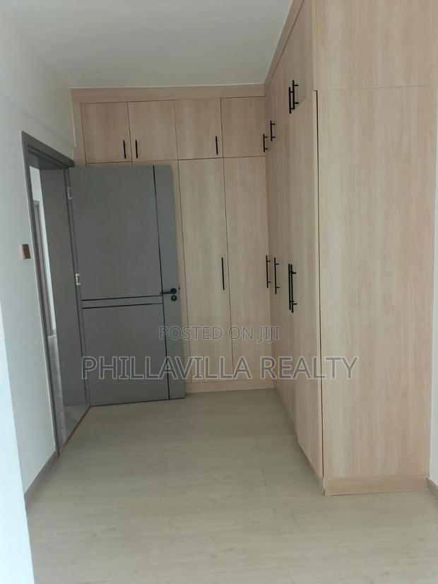 5bdrm Apartment in Valley Arcade for rent - thumbnail 8
