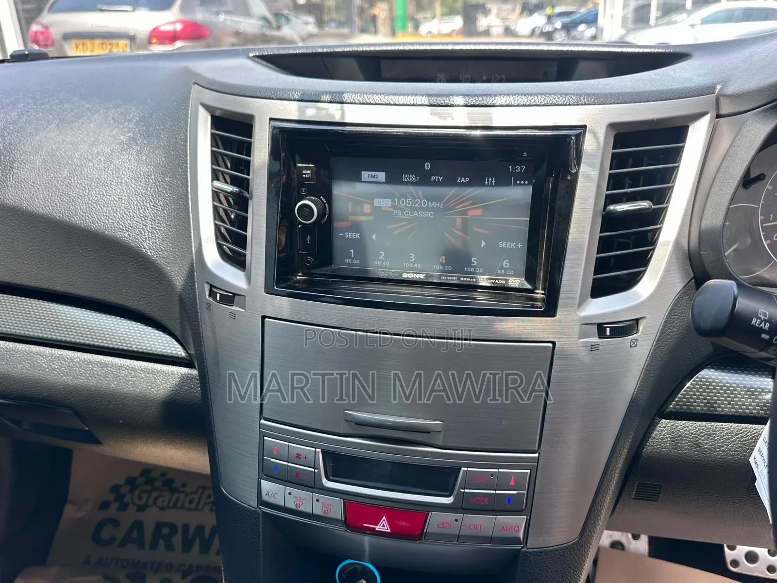 Subaru Legacy 2011 Silver