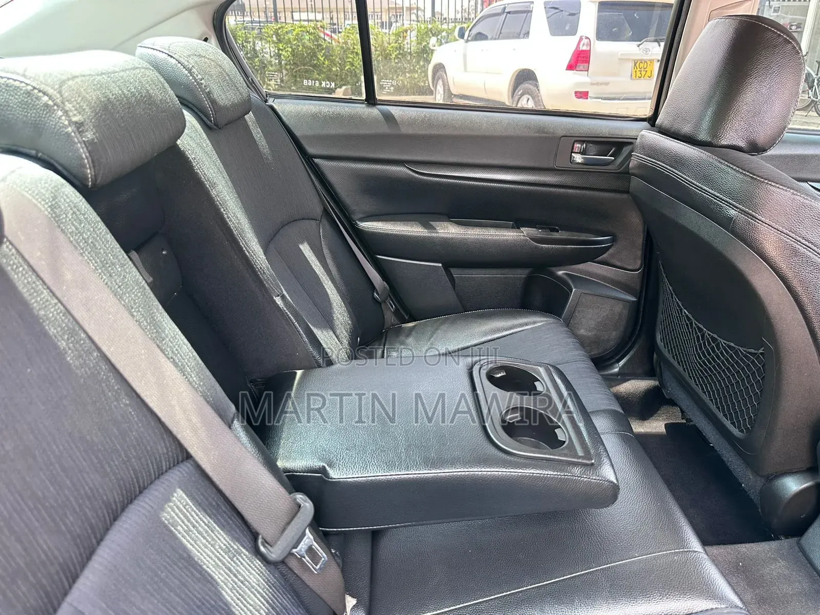 Subaru Legacy 2011 Silver