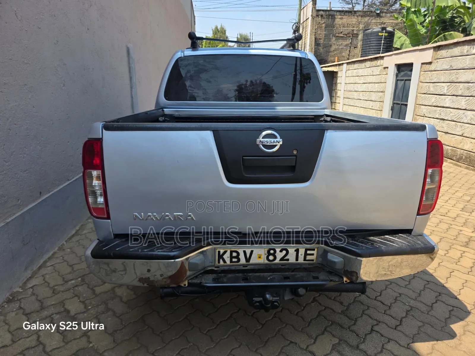 Nissan Navara 2.5 Automatic 2006 Silver
