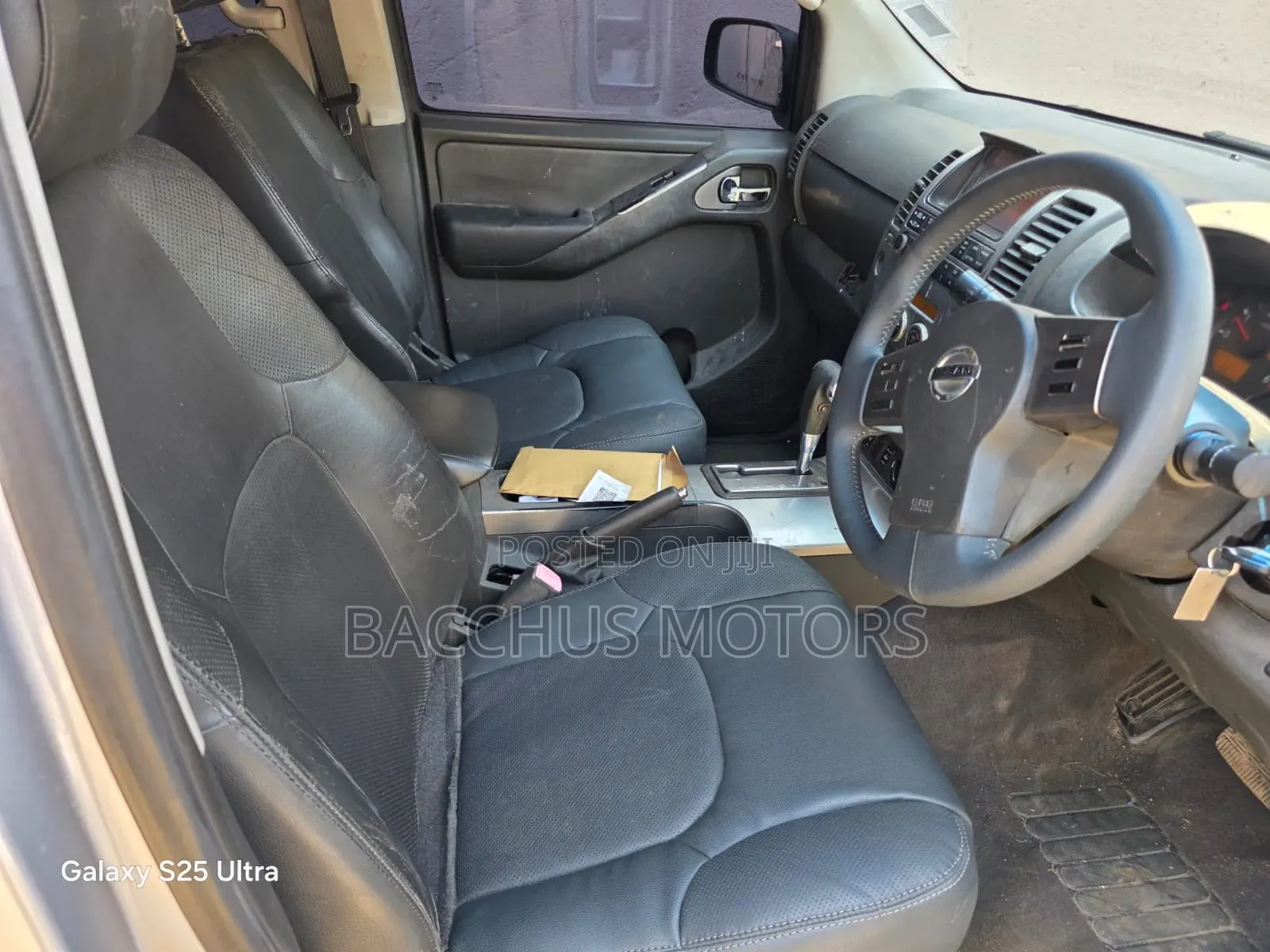 Nissan Navara 2.5 Automatic 2006 Silver