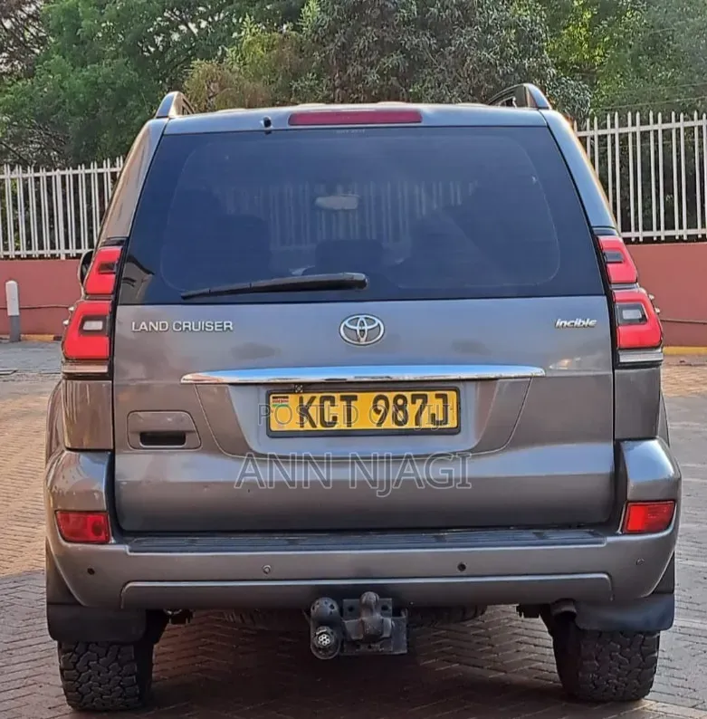 Toyota Land Cruiser Prado 3.0 D-4D 5dr 2008 Gray