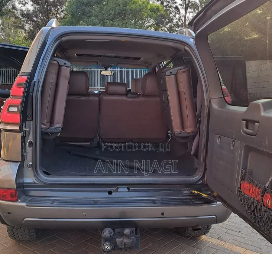 Toyota Land Cruiser Prado 3.0 D-4D 5dr 2008 Gray