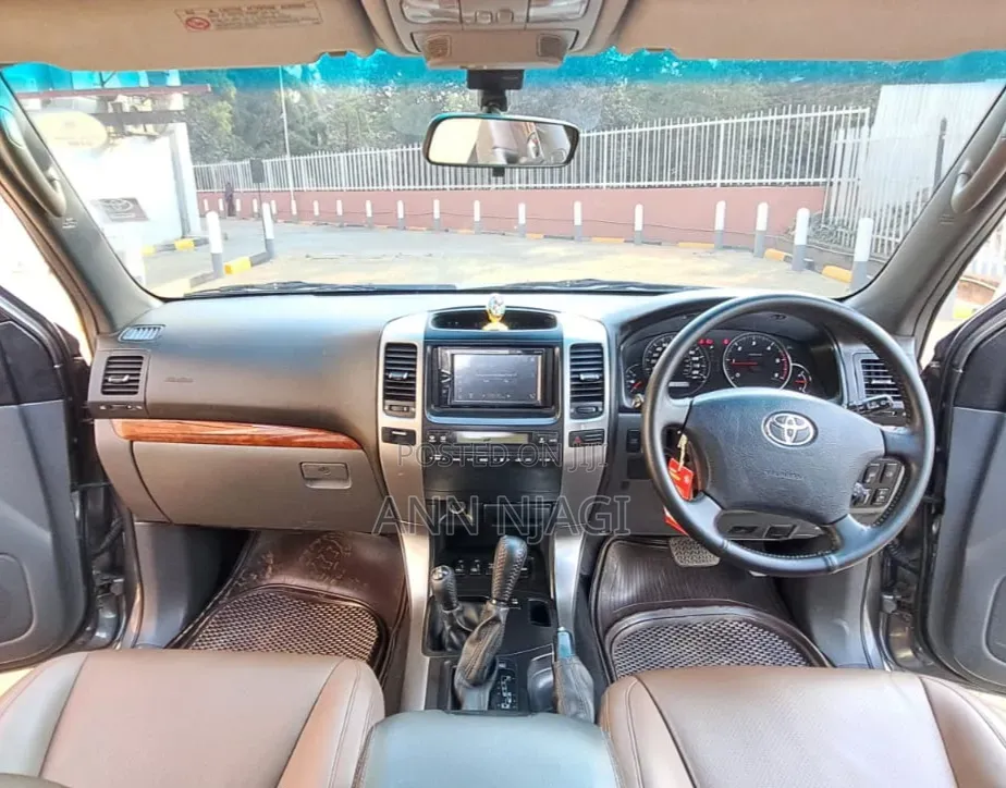 Toyota Land Cruiser Prado 3.0 D-4D 5dr 2008 Gray