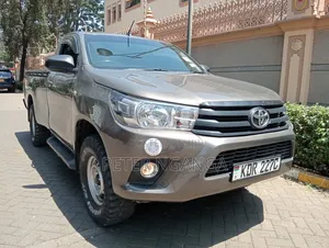 Toyota Hilux Revo Double Cab Deisel 2.4 RWD 2017 Gray