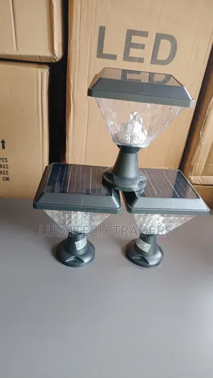Solar Gate/Pillar Lamp Square- Small
