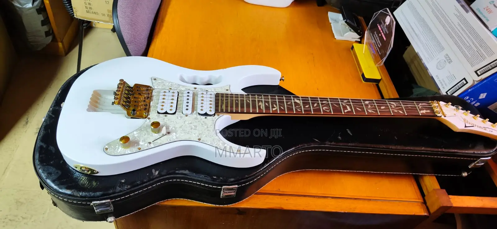 Ibanez Electric Guitar - White Solid Body