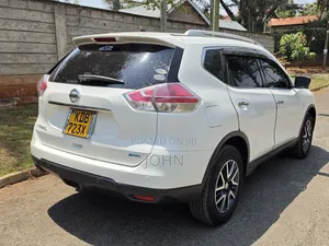Nissan X-Trail 2.0 Petrol AWD 2014 Pearl