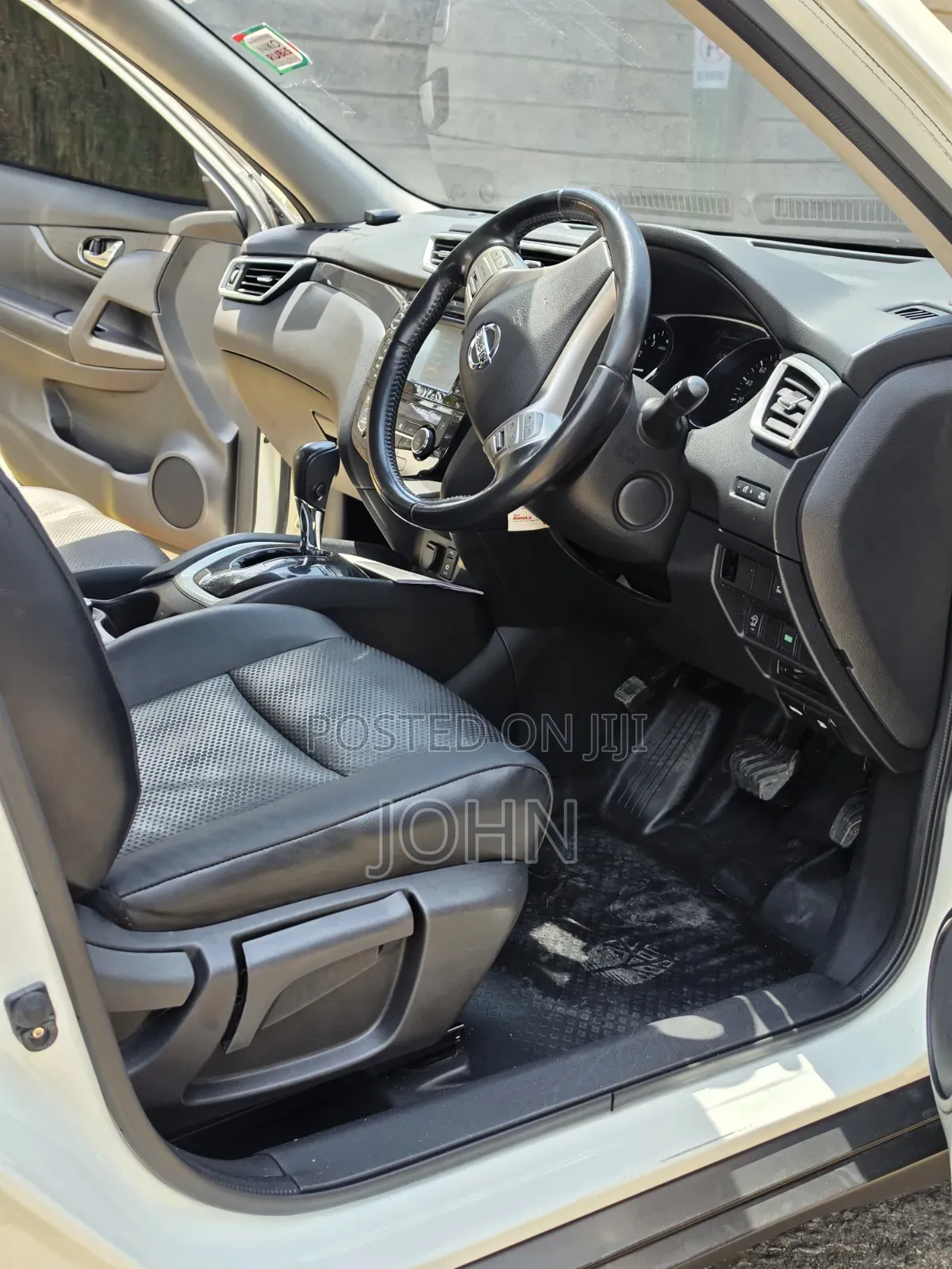 Nissan X-Trail 2.0 Petrol AWD 2014 Pearl