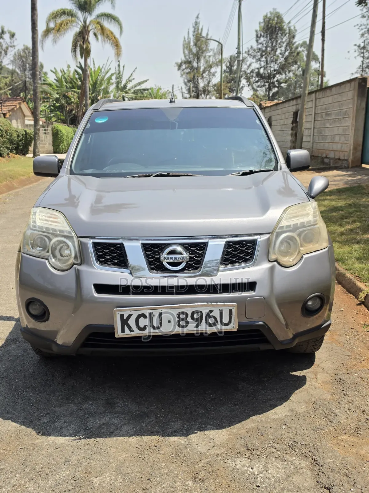 Nissan X-Trail 2.0 Petrol XE 2011 Gray