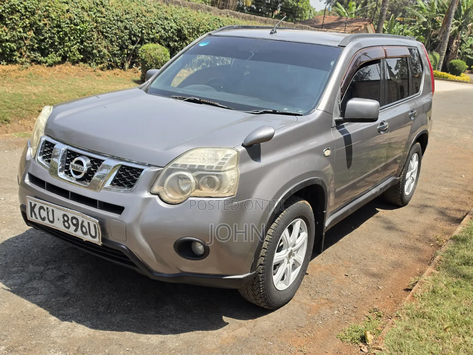 Nissan X-Trail 2.0 Petrol XE 2011 Gray