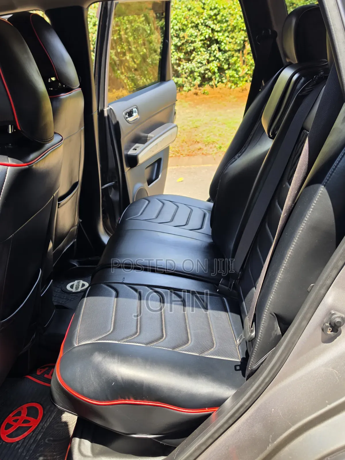 Nissan X-Trail 2.0 Petrol XE 2011 Gray