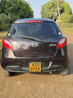 Mazda Demio 2011 Maroon