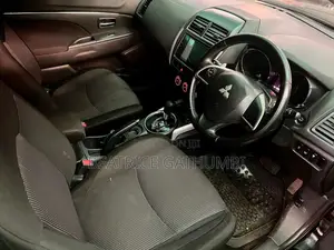 Mitsubishi RVR 2.0 2012 Black