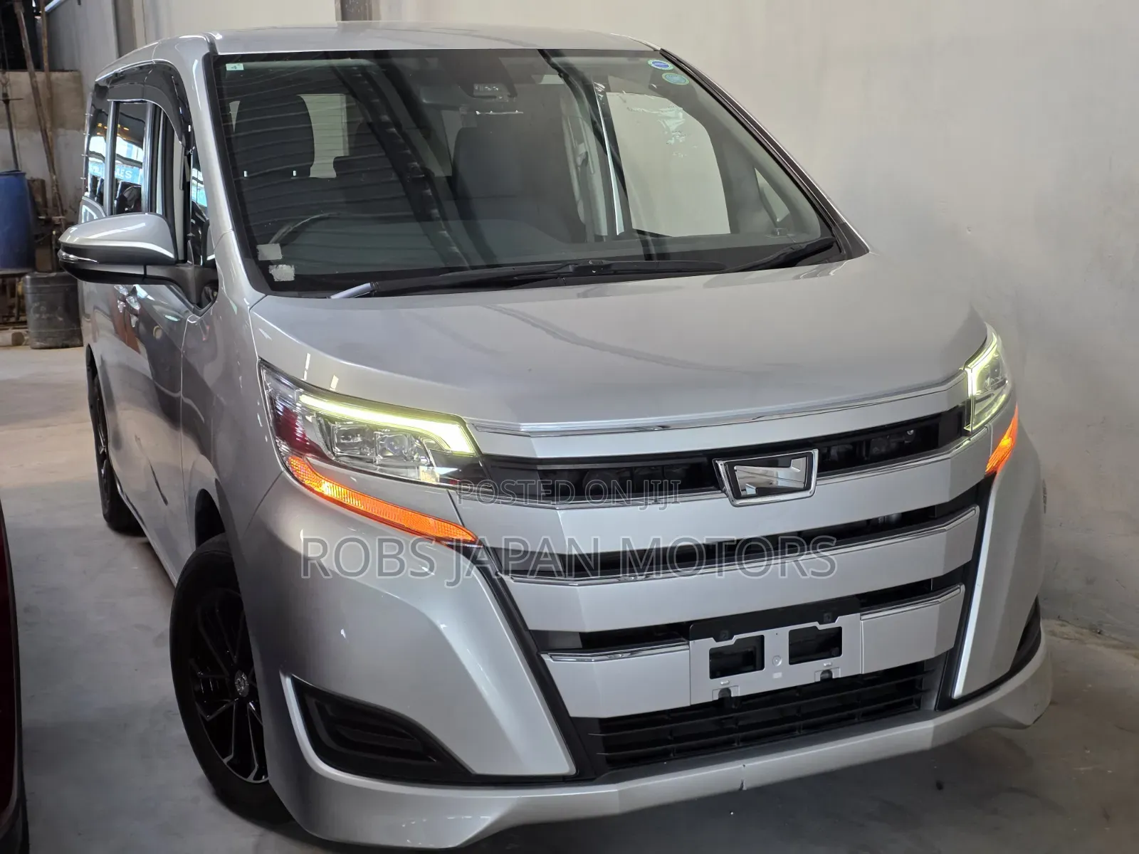 Toyota Noah 2.0 FWD (6 Seater) 2019 Silver
