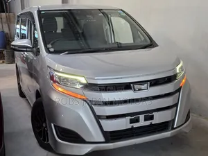 Toyota Noah 2.0 FWD (6 Seater) 2019 Silver