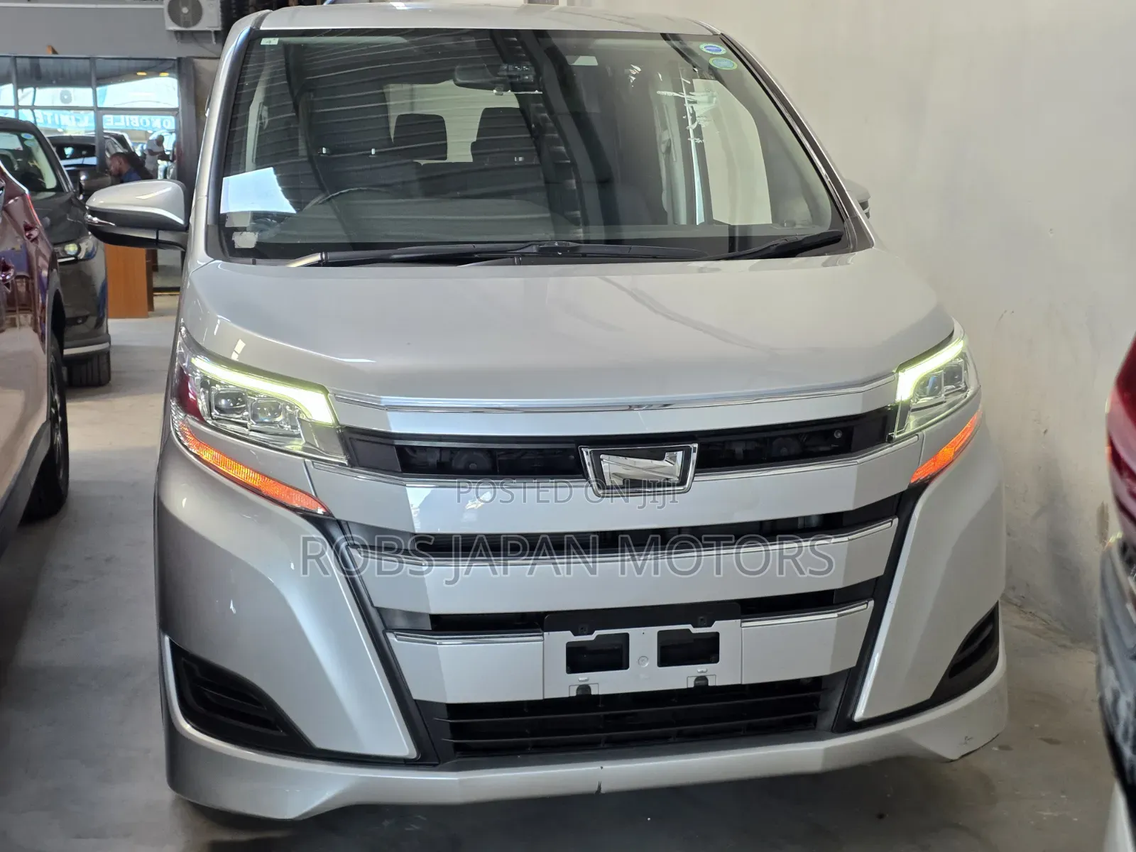 Toyota Noah 2.0 FWD (6 Seater) 2019 Silver