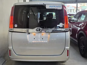 Toyota Noah 2.0 FWD (6 Seater) 2019 Silver