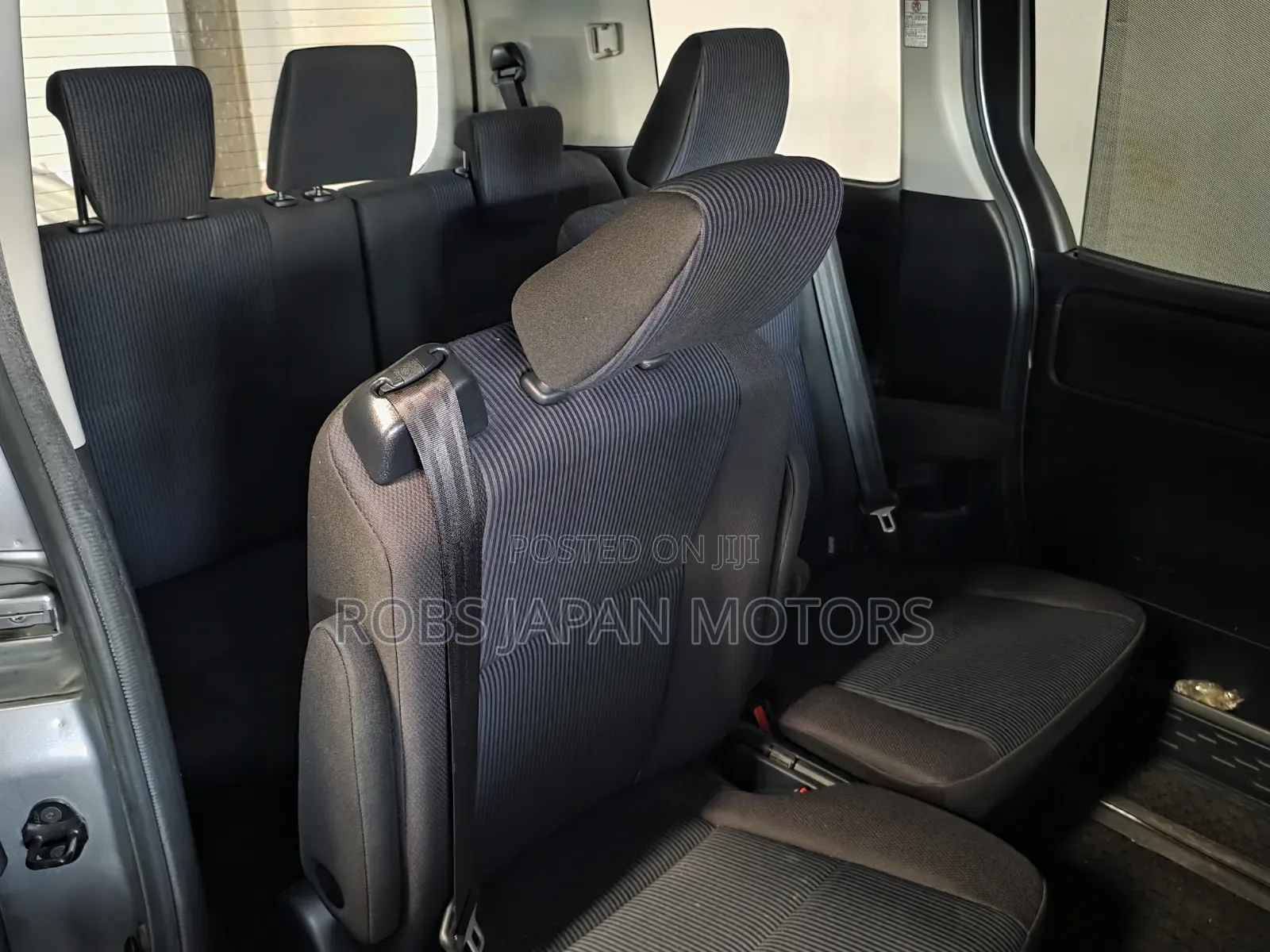 Toyota Noah 2.0 FWD (6 Seater) 2019 Silver