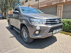 Toyota Hilux Revo Single Cab Deisel 2.4 RWD 2018 Gray