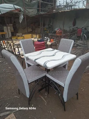Four Seater Exacutive Chairs/Table