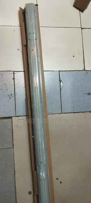 Weather Proof Single 4ft Fitting