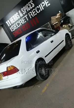 Toyota Sprinter 2000 White