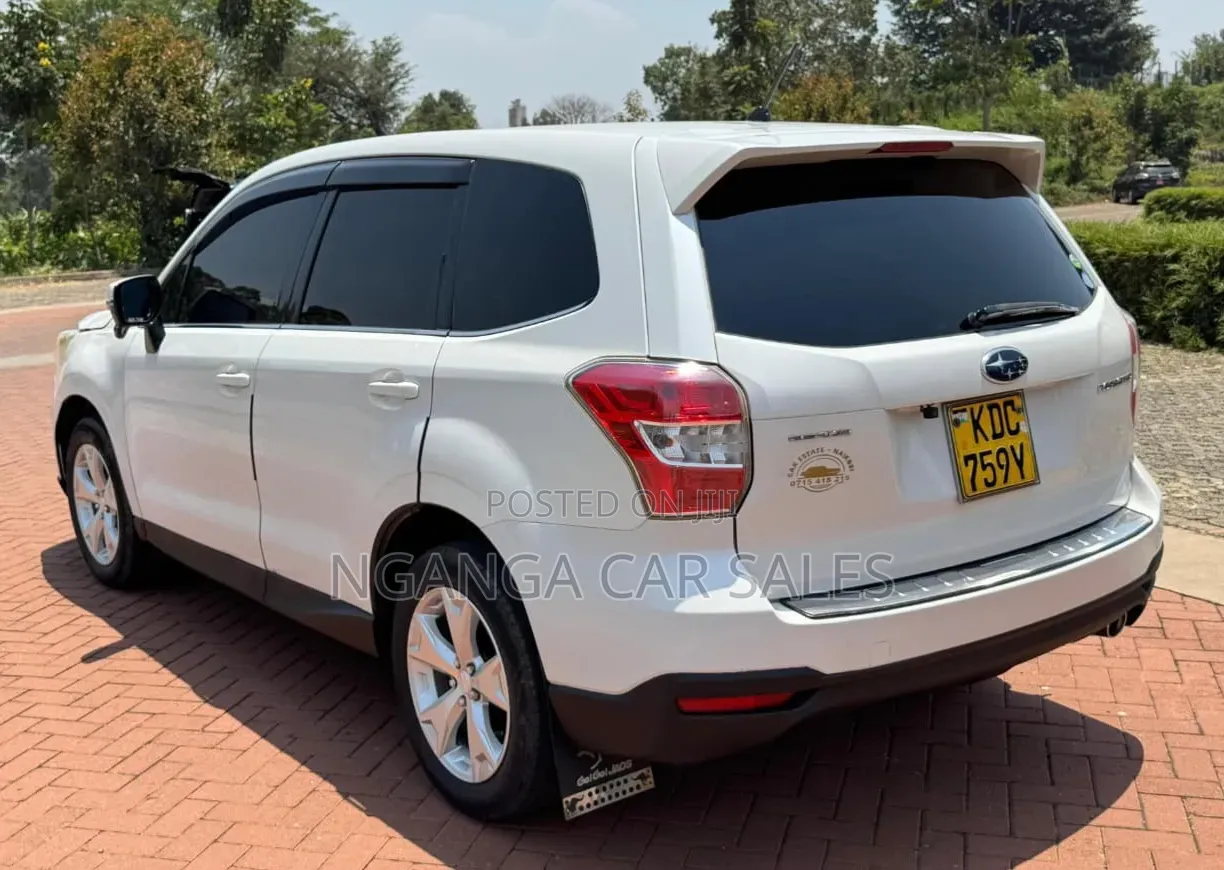 Subaru Forester 2014 White