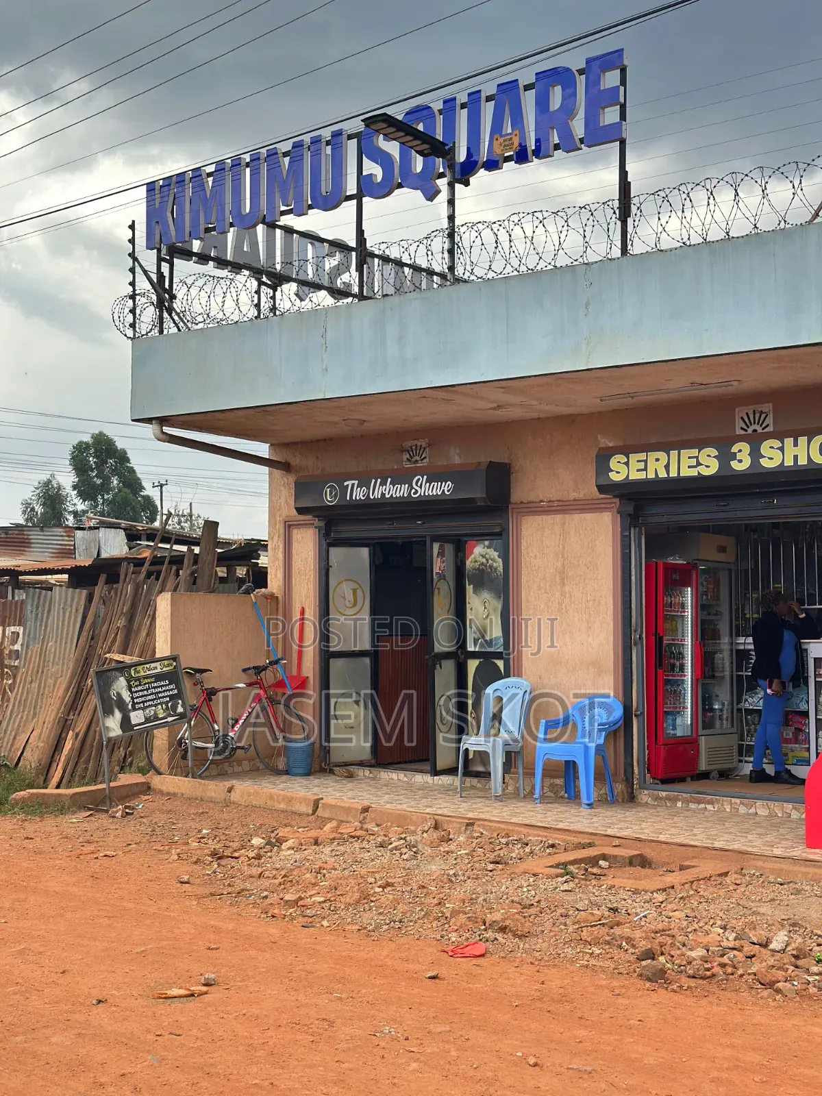 Kinyozi for Sale